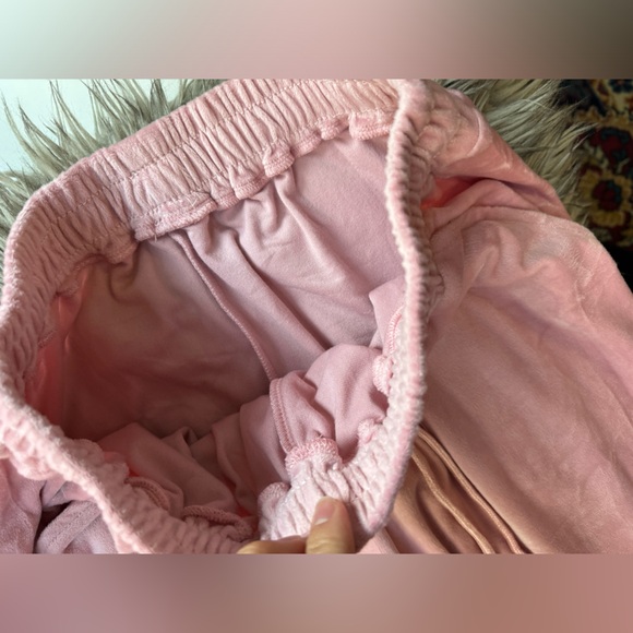 Mrs George Mean Girls Mom Halloween Costume - Picture 8 of 12